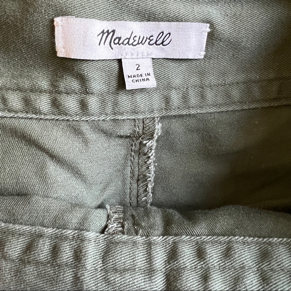 Madewell Pleated Shorts - Picture 4 of 4